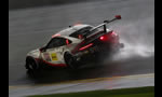 Porsche 911 RSR and 911 GT3 R at 2017 IMSA Daytona 24 Hours 